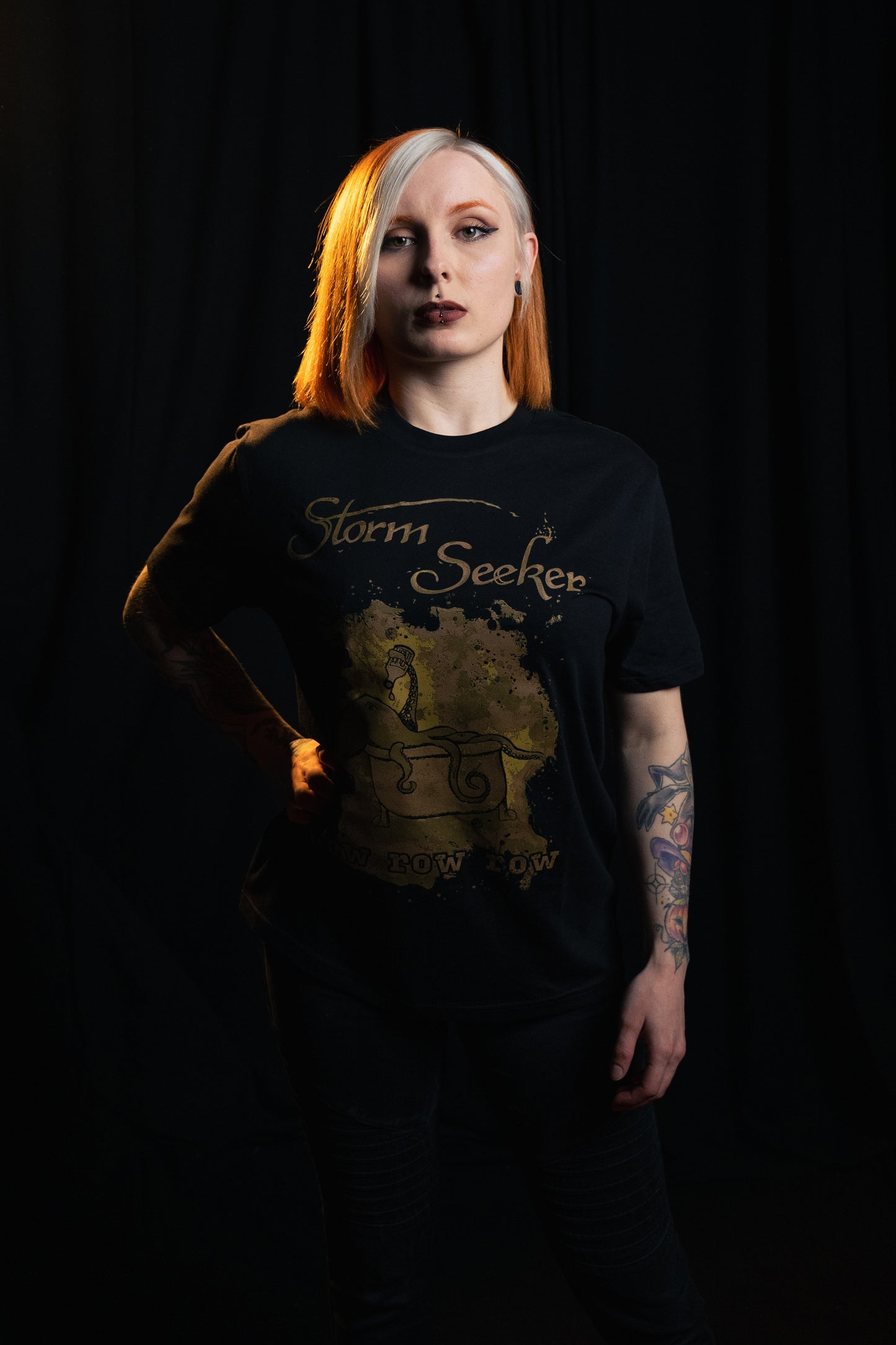 Storm Seeker - T-Shirt „Row Row Row“ Unisex
