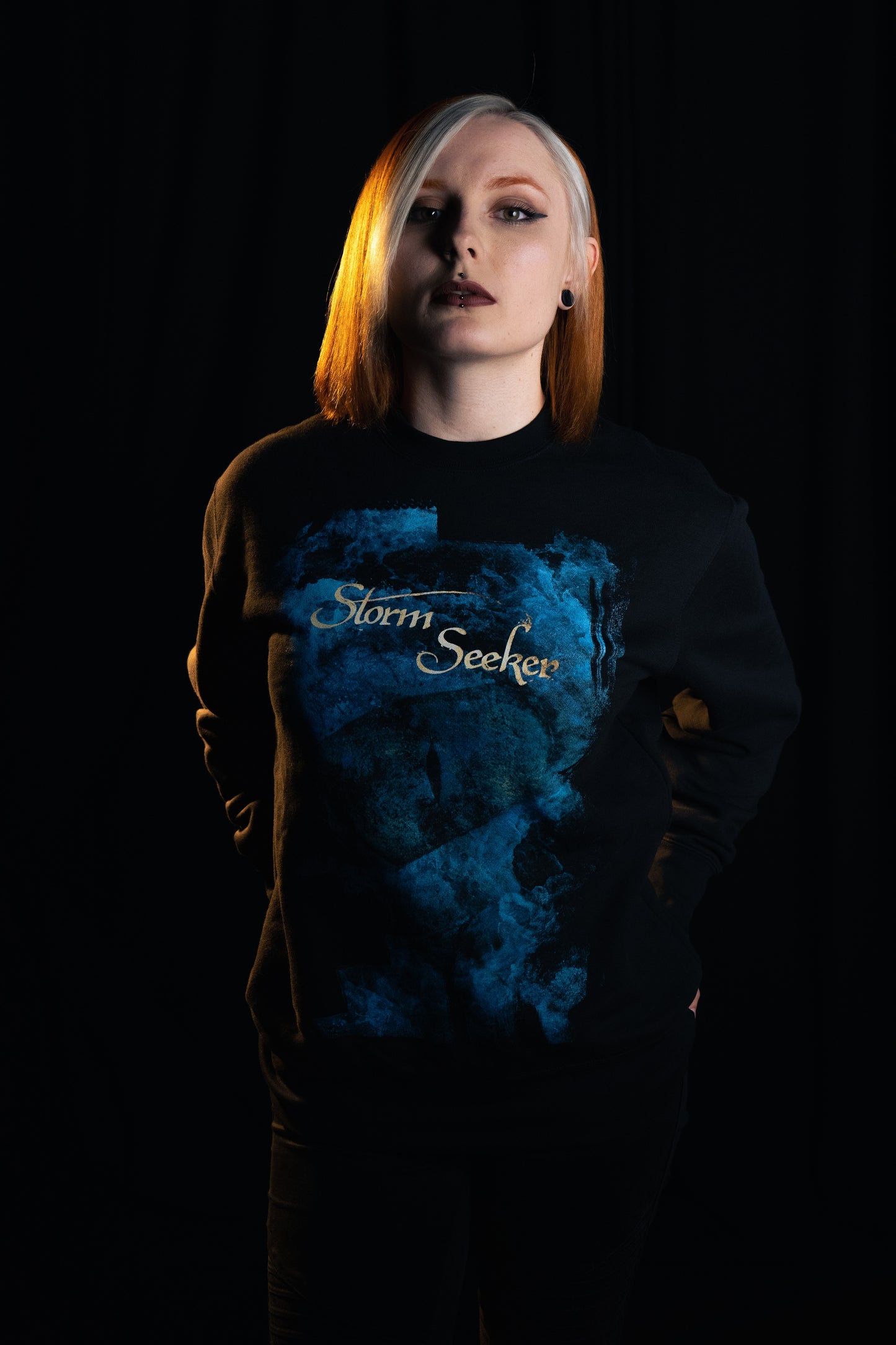 Storm Seeker - Sweater „Beneath in the Cold“ Unisex